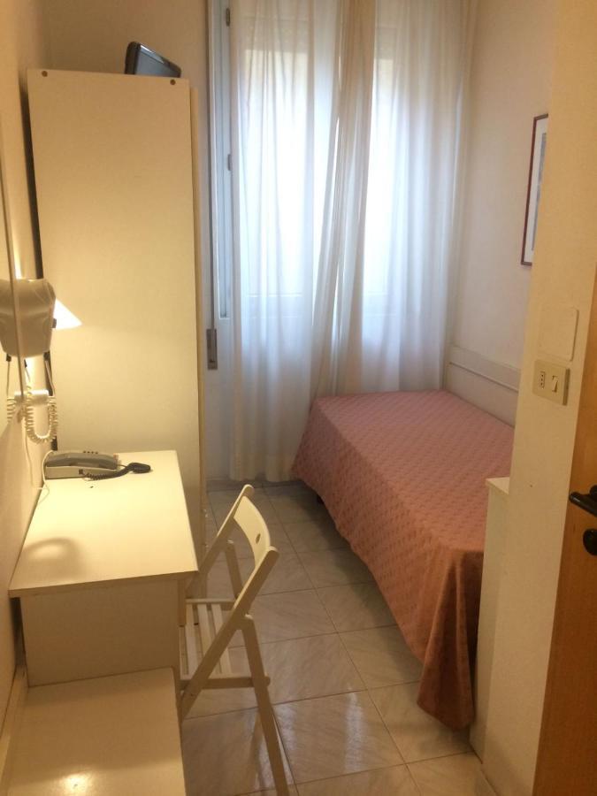 Hotel Regina Lido di Camaiore Exterior photo